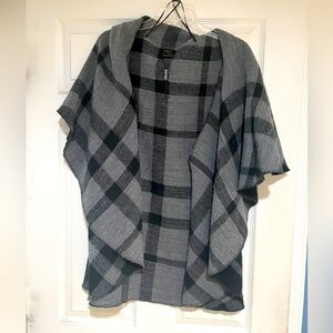 Woman’s Pancho Size One Size Fits All